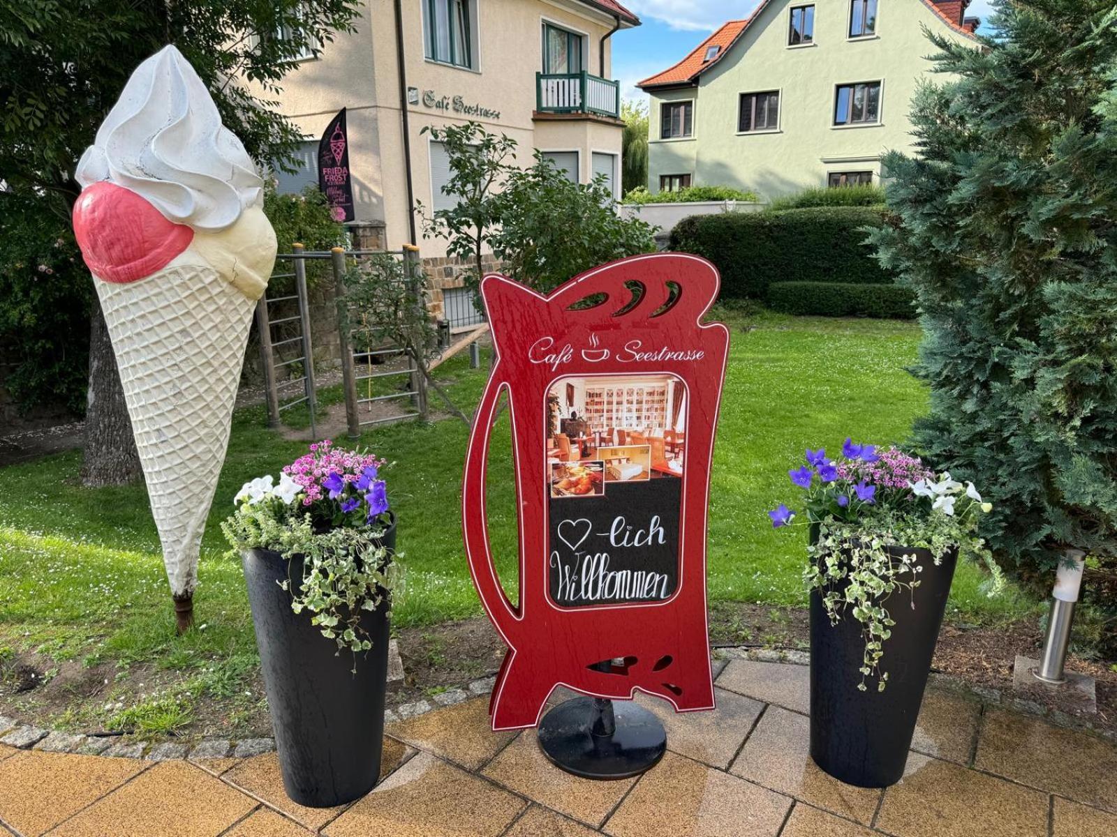 Cafe´Seestrasse Magdeburg Exterior foto
