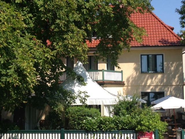 Cafe´Seestrasse Magdeburg Exterior foto